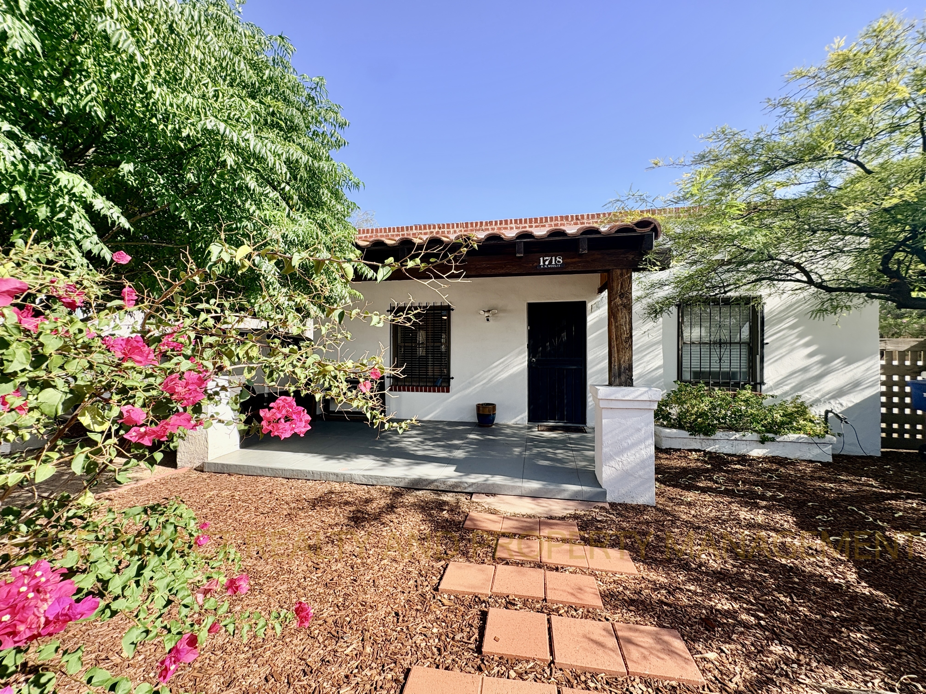 1718 East Grant Road